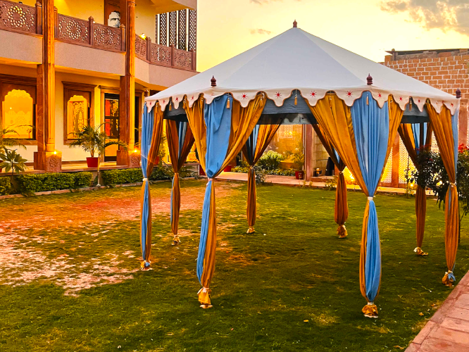 BESPOKE TENT